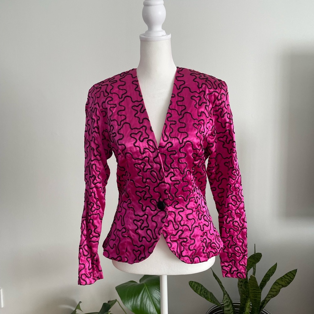 Vintage 70s/80s Avon Fashion Abstract Embroidered Jacket/Blazer